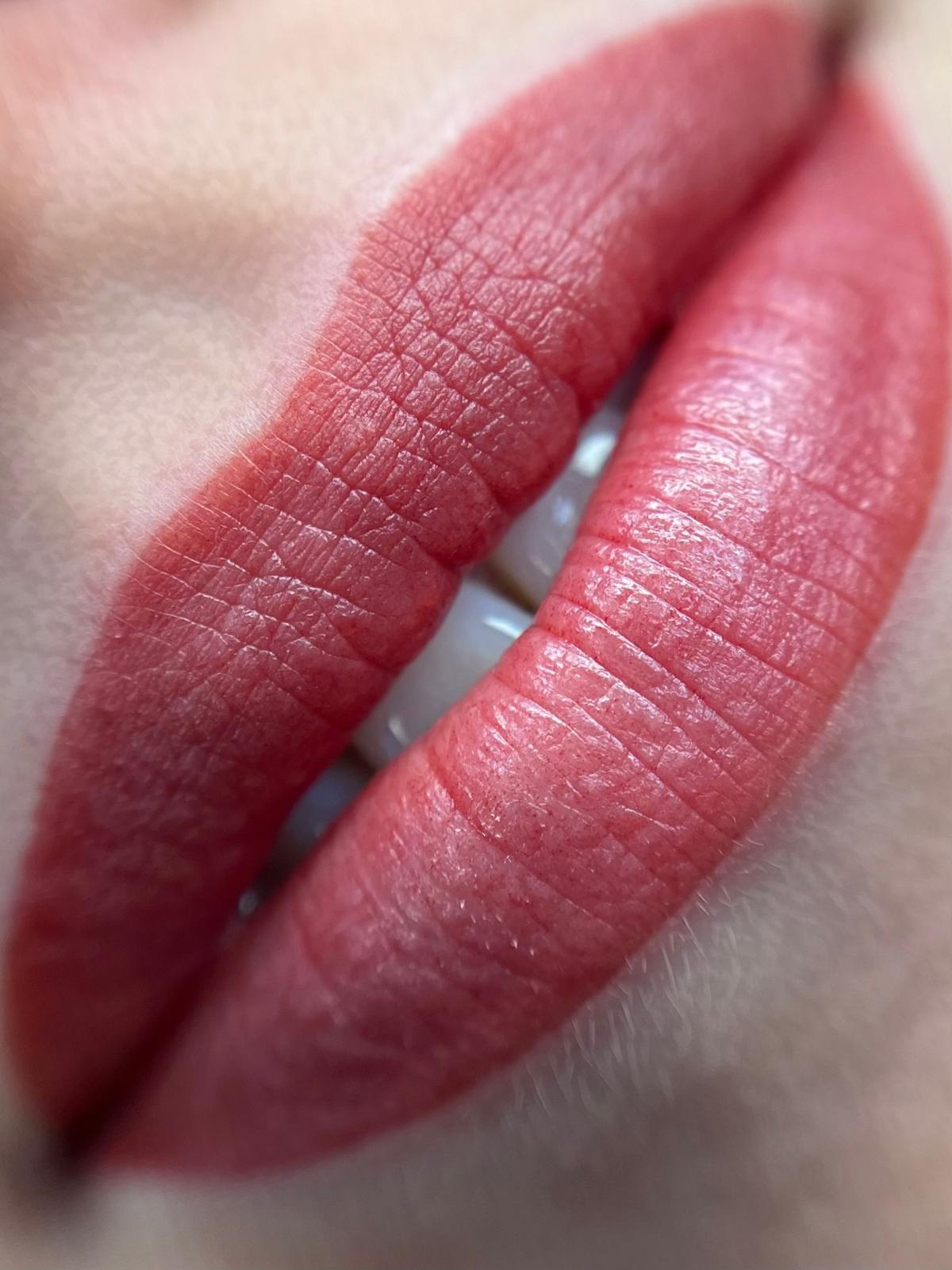 Lippigmentatie direct na de behandeling