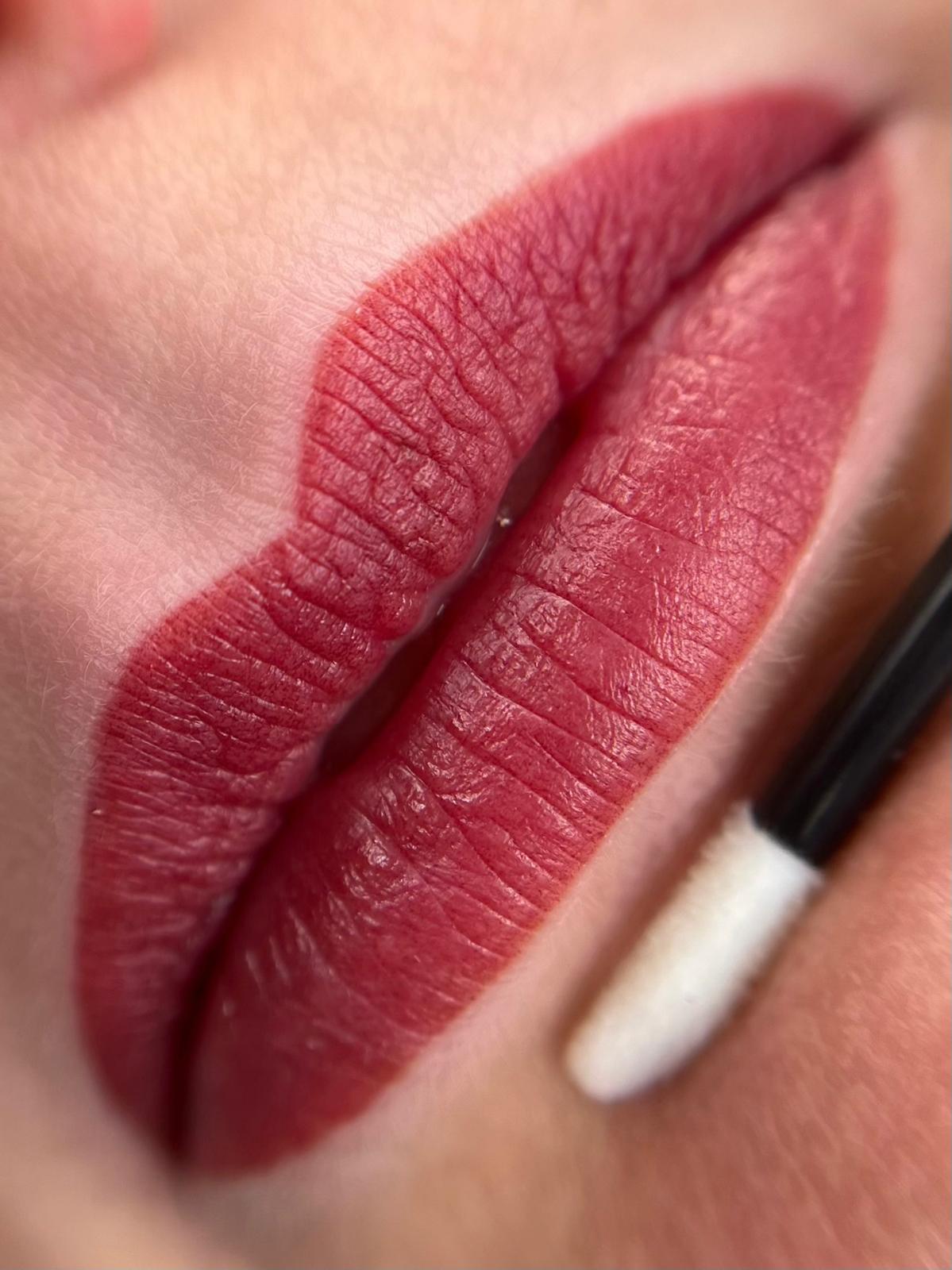 Lippigmentatie direct na de behandeling