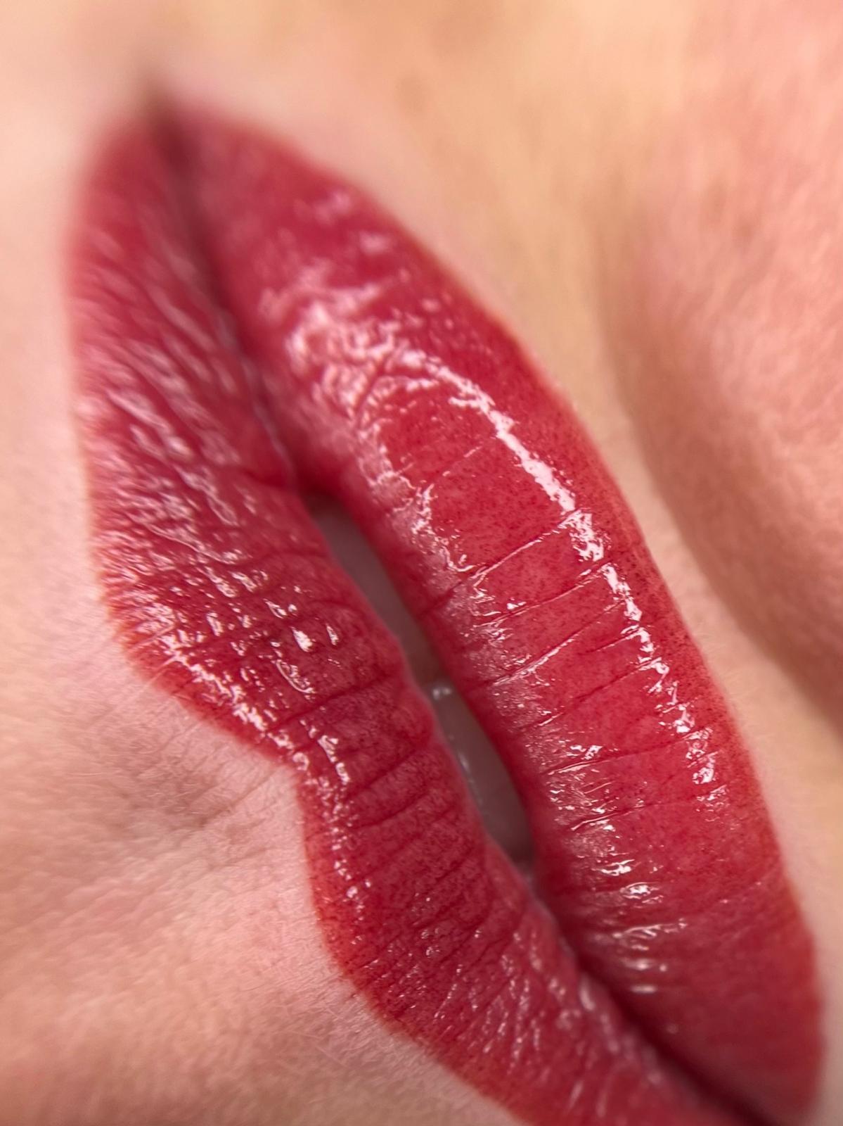 Lippigmentatie direct na de behandeling